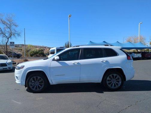 2019 Jeep Cherokee Overland