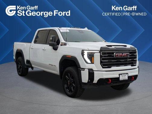 Summit White 2025 GMC Sierra 2500 AT4