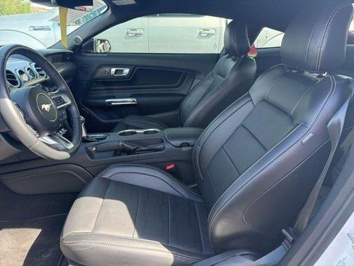 Oxford White 2020 Ford Mustang GT Premium