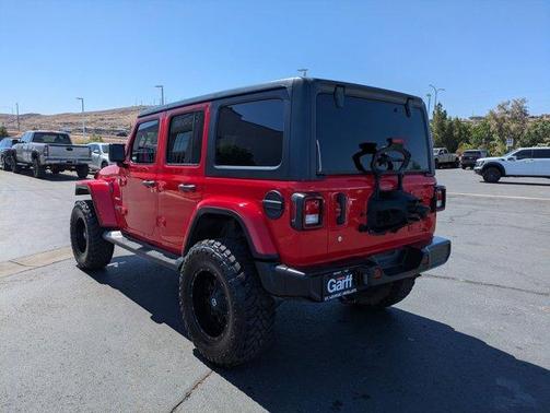 Firecracker Red Clearcoat 2020 Jeep Wrangler Unlimited Sahara