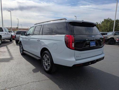 Space Silver 2025 Ford Expedition Max Active