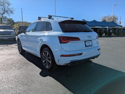2024 Audi Q5 45 S line quattro Premium