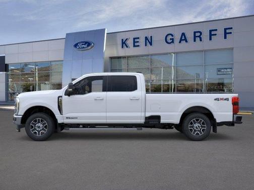 Oxford White 2026 Ford F-350 Lariat Super Duty