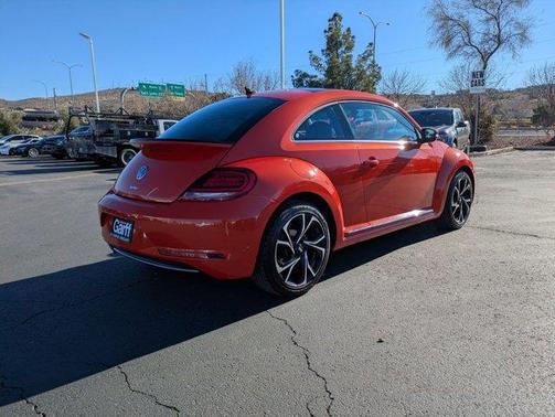 2018 Volkswagen Beetle 2.0T SE