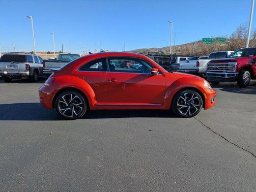 2018 Volkswagen Beetle 2.0T SE