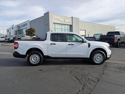 2024 Ford Maverick XL