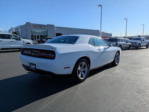 2019 Dodge Challenger SXT