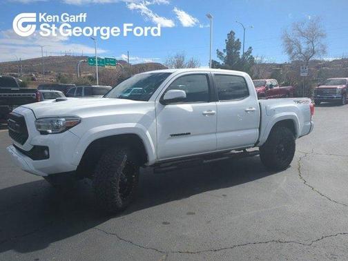 2016 Toyota Tacoma TRD Sport