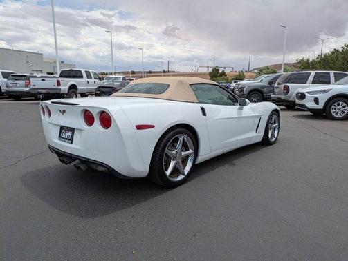 Arctic White 2011 Chevrolet Corvette Base
