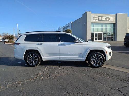2022 Jeep Grand Cherokee L Overland