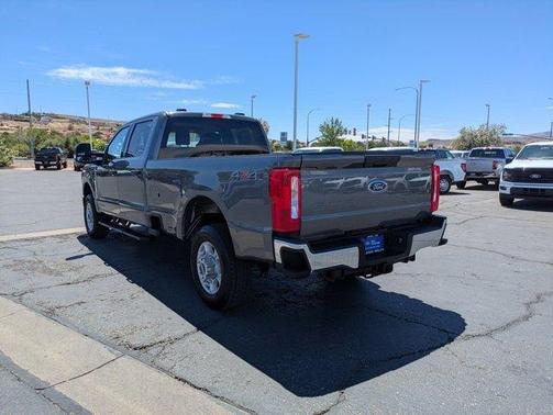 Carbonized Gray Metallic 2025 Ford F-350 XLT