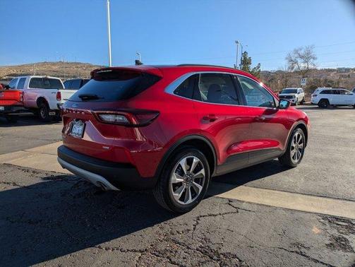 2024 Ford Escape Platinum