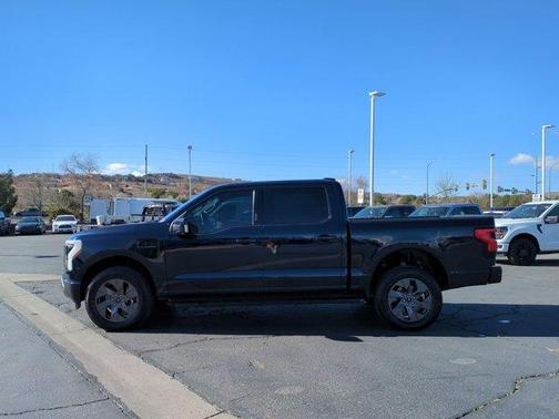 2023 Ford F-150 Lightning LARIAT