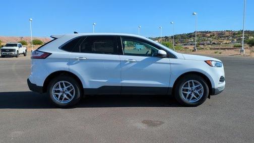Oxford White 2024 Ford Edge SEL