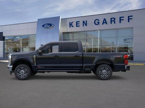 Agate Black Metallic 2026 Ford F-350 Lariat Super Duty