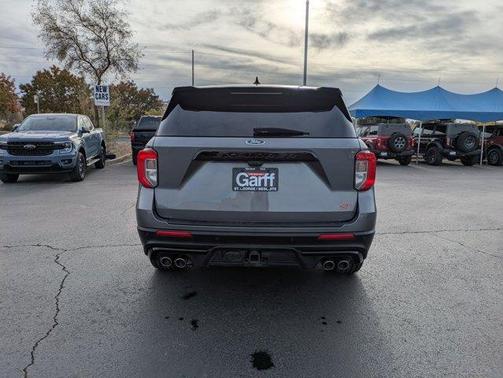 2021 Ford Explorer ST
