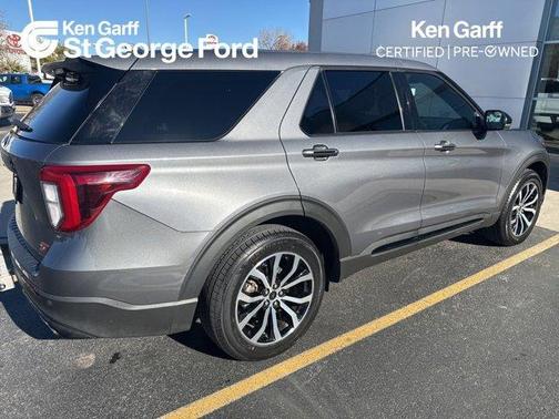 2021 Ford Explorer ST