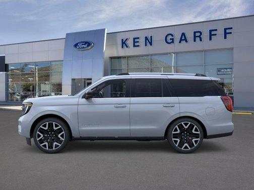 Glacier Gray Metallic 2026 Ford Expedition Platinum