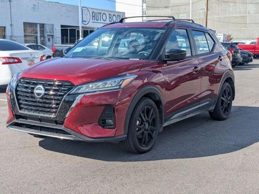 2024 Nissan Kicks SR