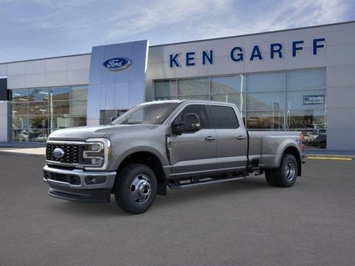 Gray Metallic 2026 Ford F-350 Lariat Super Duty