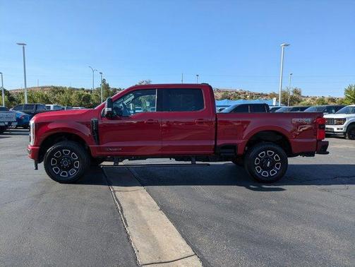 2025 Ford F-250 Platinum