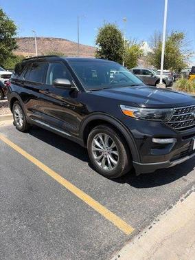 Agate Black Metallic 2023 Ford Explorer XLT