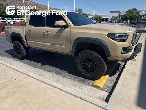 Quicksand 2020 Toyota Tacoma SR5