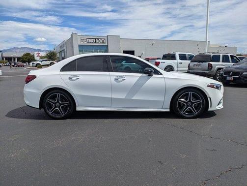 2022 Mercedes-Benz A-Class A 220 4MATIC