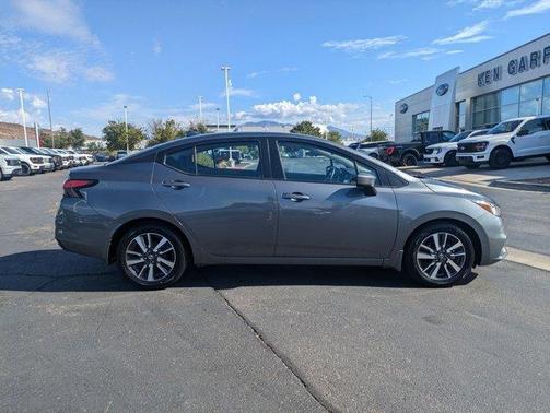 2022 Nissan Versa 1.6 SV