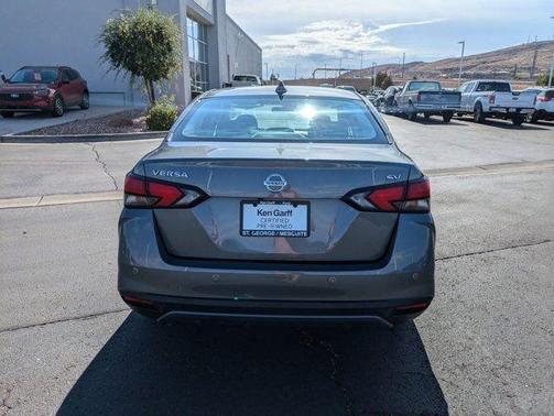 2022 Nissan Versa 1.6 SV