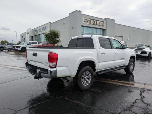 2017 Toyota Tacoma SR5
