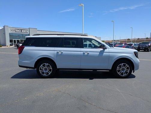 Space Silver 2025 Ford Expedition Max Active