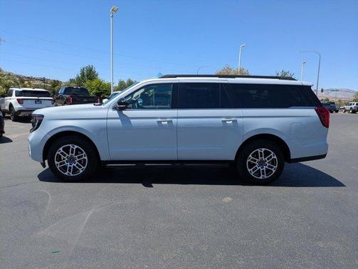 Space Silver 2025 Ford Expedition Max Active