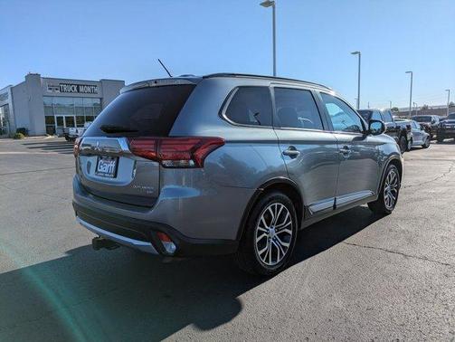 2016 Mitsubishi Outlander SEL