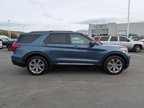 Blue 2020 Ford Explorer Platinum