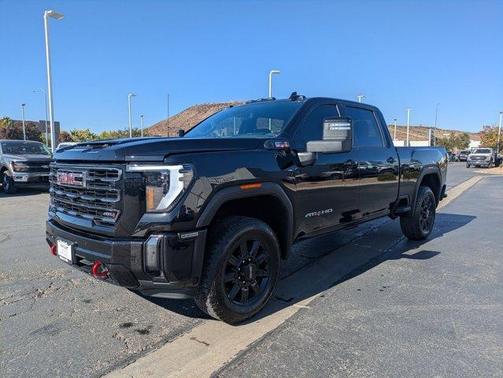 2024 GMC Sierra 2500 AT4