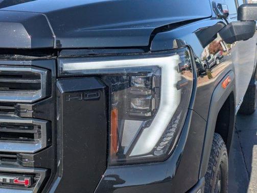 2024 GMC Sierra 2500 AT4