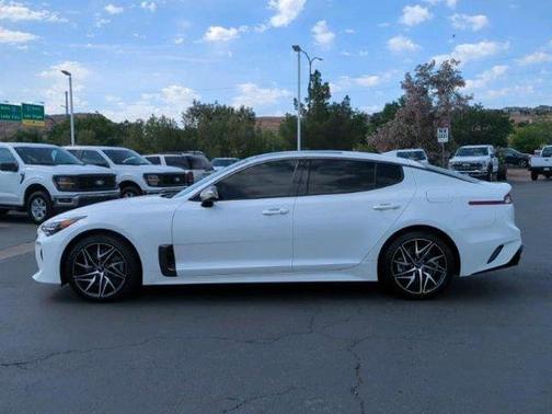2023 Kia Stinger GT-Line