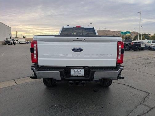 2025 Ford F-350 Lariat Super Duty