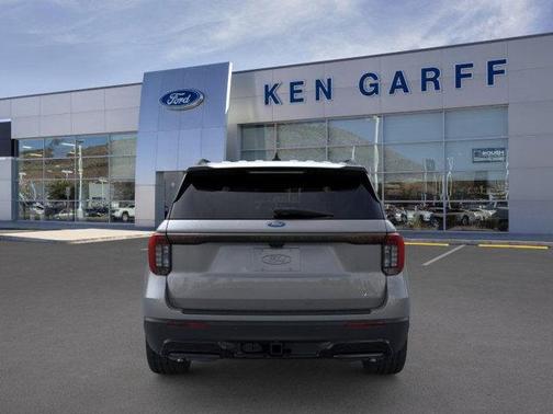 Carbonized Gray Metallic 2026 Ford Explorer ST-Line