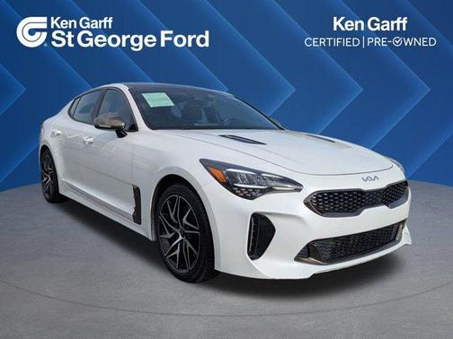 2022 Kia Stinger GT-Line
