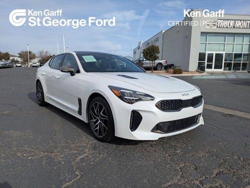 2022 Kia Stinger GT-Line