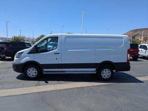 Oxford White 2025 Ford Transit-250 Base