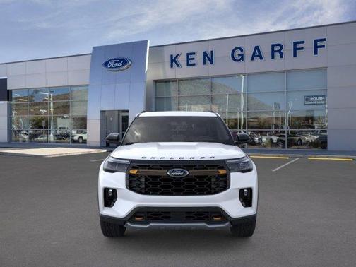 Star White 2026 Ford Explorer Tremor