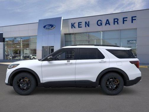 Star White 2026 Ford Explorer Tremor