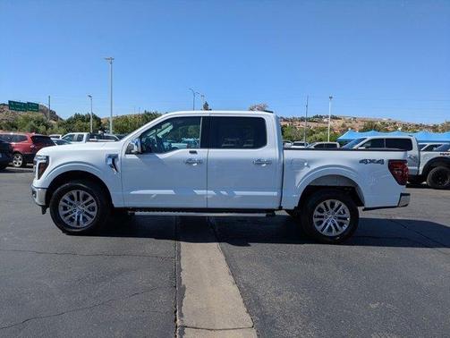 Oxford White 2025 Ford F-150 Lariat