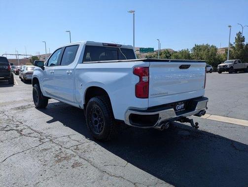 Summit White 2023 Chevrolet Silverado 1500 LT