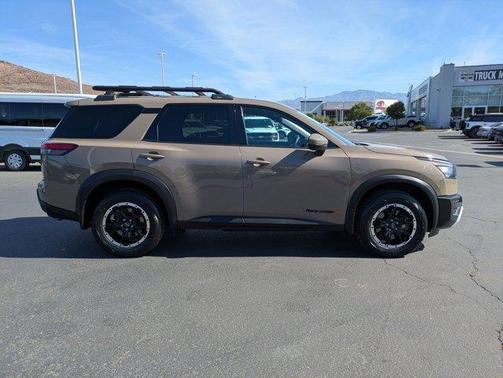 Baja Storm 2023 Nissan Pathfinder Rock Creek