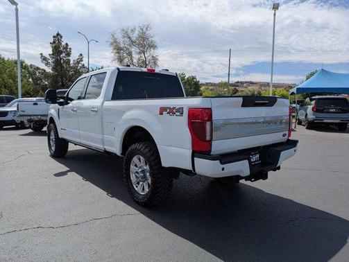 White 2022 Ford F-350 Platinum