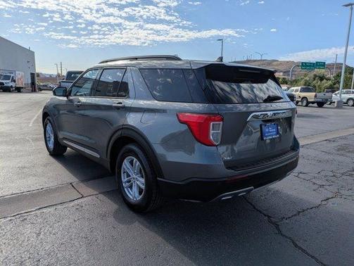 Carbonized Gray Metallic 2023 Ford Explorer XLT